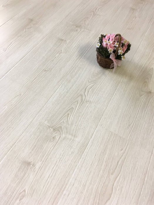Ламинат Mostflooring Бриллиант Дуб светлый 11708